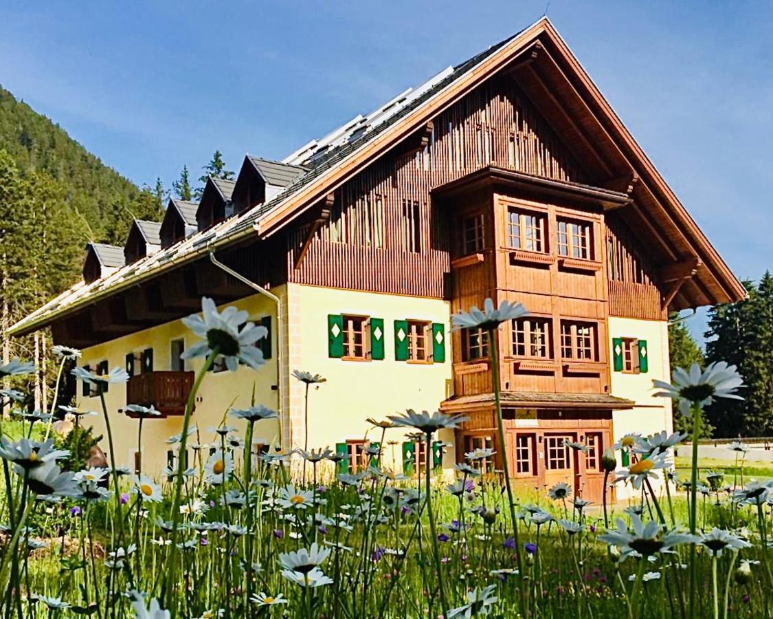 Natura Boutique Chalet Wellness Spa Доббиако Экстерьер фото