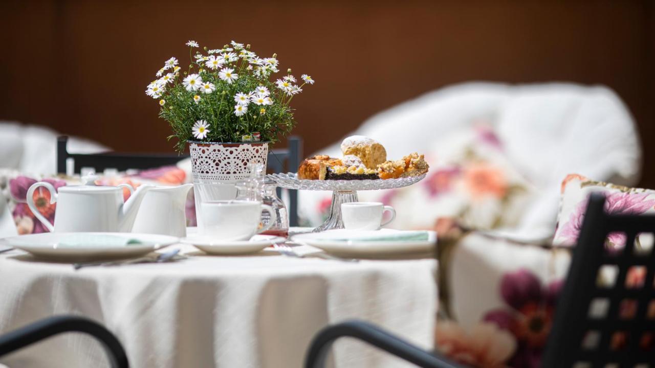 Natura Boutique Chalet Wellness Spa Доббиако Экстерьер фото